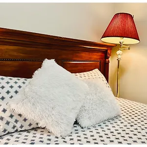 The - Private Cozy 1 Bhr On Main Floor Homestay