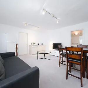 2 Bedroom Basement In Apartment Vancouver